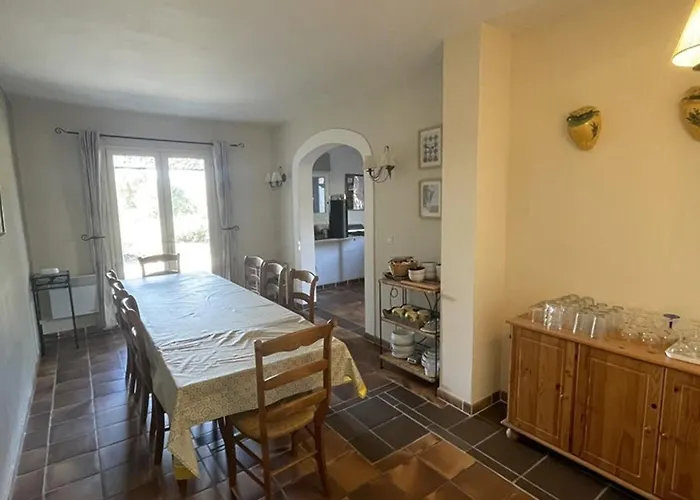 Holiday home Maison Provencale, Vue - 8 Pers. - Fr-1-822-21