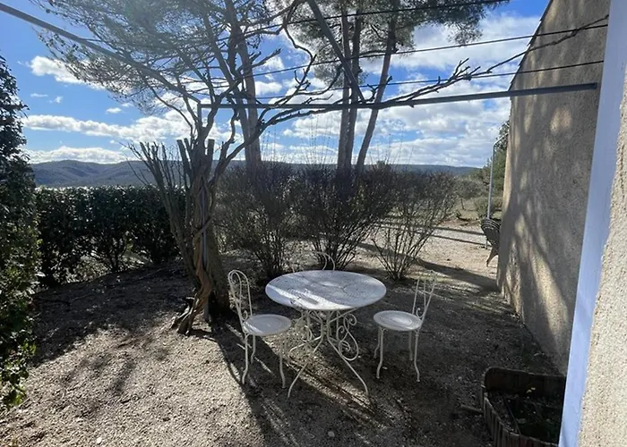 Maison Provencale, Vue - 8 Pers. - Fr-1-822-21 Holiday home *