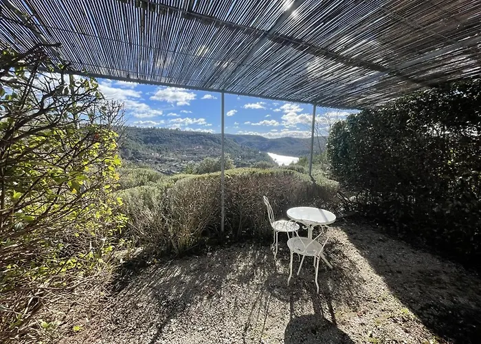 Maison Provencale, Vue - 8 Pers. - Fr-1-822-21 * Esparron-de-Verdon